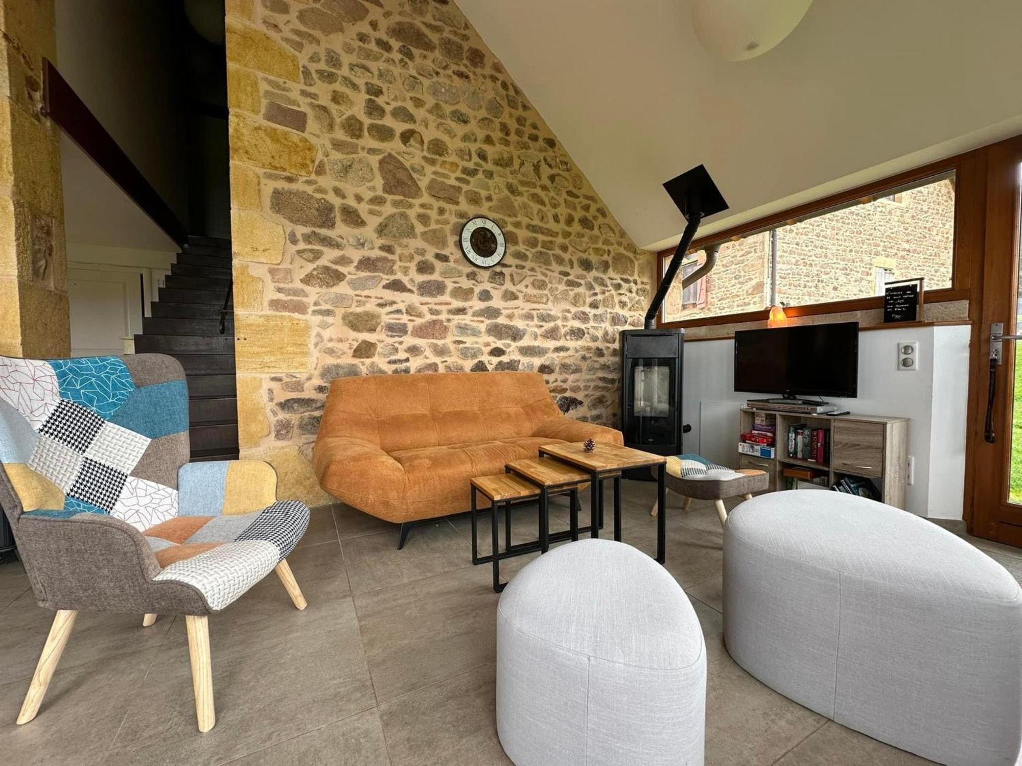 Les Perruchons Ancienne Grange Renovee Avec Soin Villa Ozolles Exterior photo